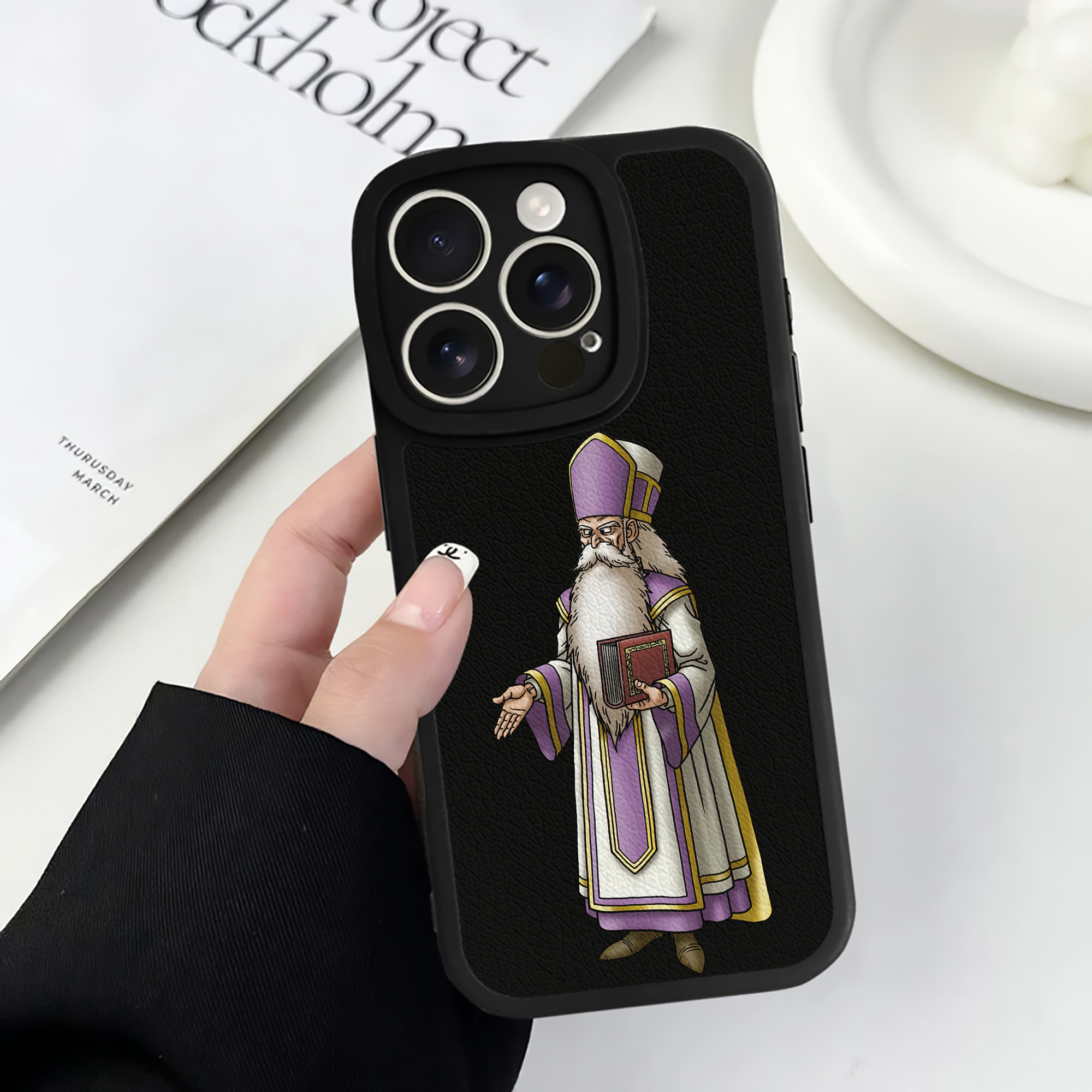 （画像用） ドラゴンクエスト Doragon Kuesuto Dragon Quest 【iPhone 16シリーズ対応】シリコンスマホケース（レザー調） 材質：シリコン